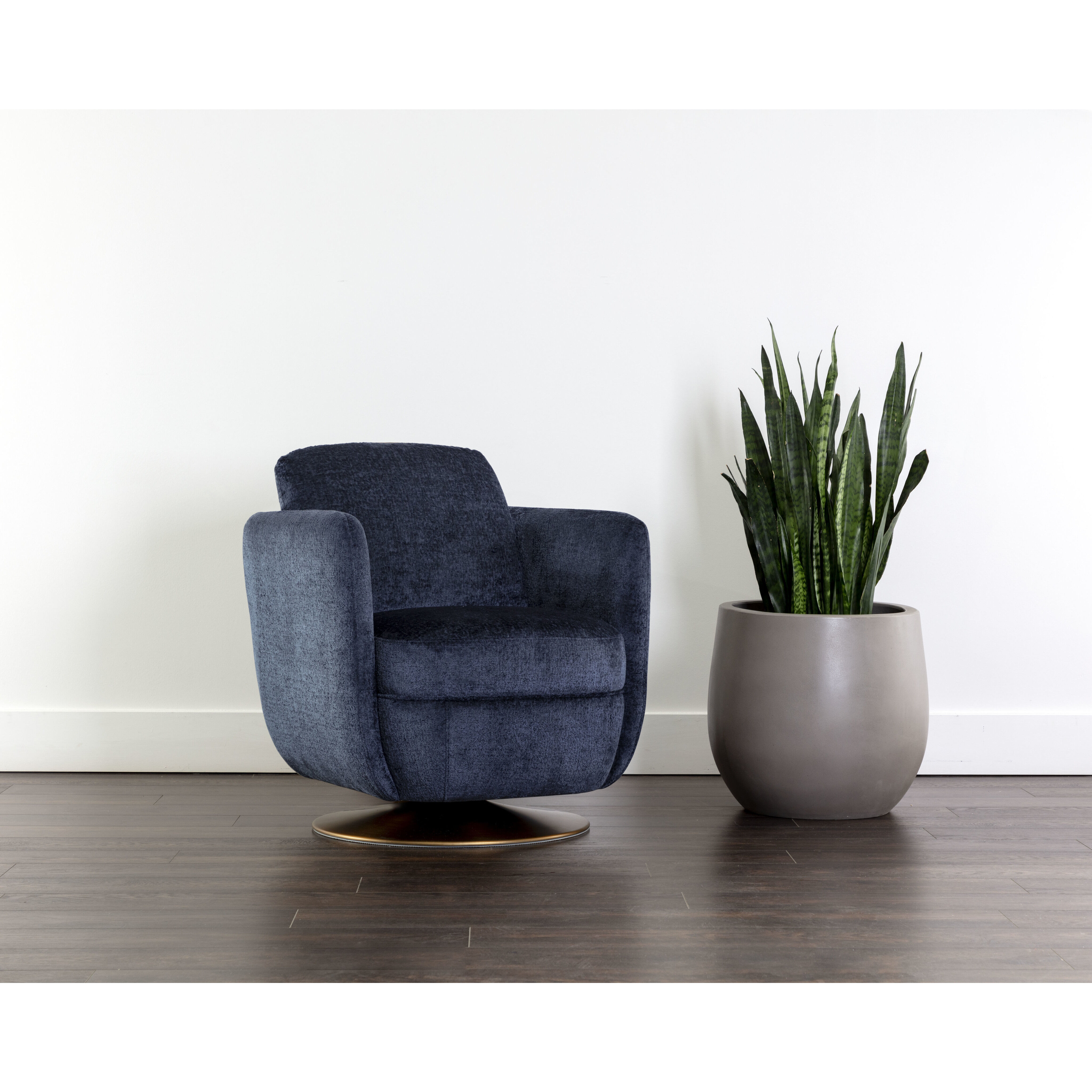 Gilley Bergen Navy Swivel Lounge Chair, Swivel